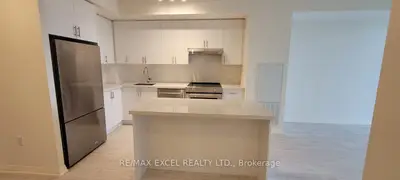 Condo Apartment in Vaughan