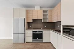 396 Highway 7 E 809, Richmond Hill, ON L4B 0G7