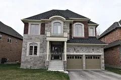 79 Mitchell Place, Newmarket, ON L3Y 0C7