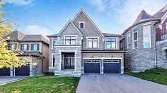 Detached in East Gwillimbury