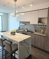 Condo Apartment in Vaughan