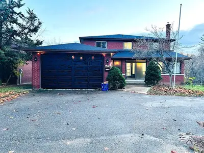 Detached in Richmond Hill