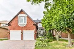 101 Valleymede Drive Main, Richmond Hill, ON L4B 1T6