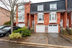 77 William Curtis Circle, Newmarket, ON L3Y 8L7