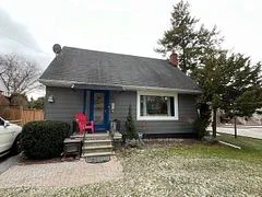 208 Mill Street, Richmond Hill, On L4c 4b3