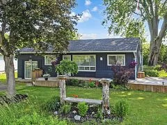 27 Isle Vista Drive, Georgina, ON L0E 1N0
