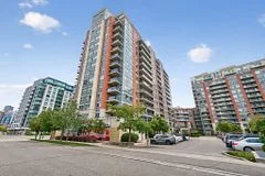 Condo Apartment in Markham