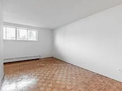 165 Colborne Avenue 405, Richmond Hill, ON L4C 2K2