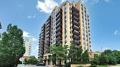 Condo Apartment in Vaughan