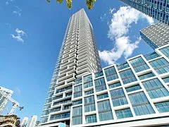 Condo Apartment in Vaughan