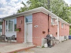 326 Taylor Mills Drive N Upper, Richmond Hill, ON L4C 2T9