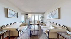 32 Clarissa Drive 917, Richmond Hill, ON L4C 9R7