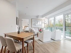 Condo Apartment in Innisfil
