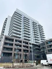 185 Deerfield Road 802, Newmarket, On L3y 0g7