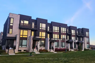 Att/Row/Townhouse in Markham