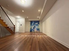 302 Clay Stones Street, Newmarket, On L3x 0m1