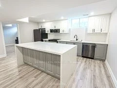 1 Tomwood Court, Whitchurch-Stouffville, ON L4A 1V6