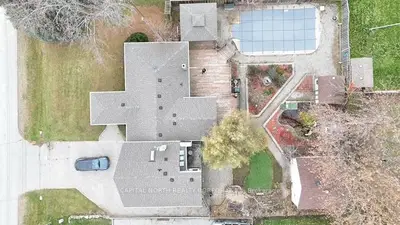 Detached in King