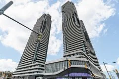 Condo Apartment in Vaughan