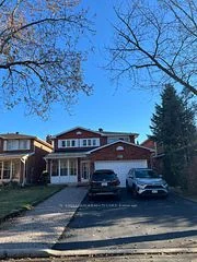 327 Sussex Avenue Upper, Richmond Hill, ON L4C 6B4
