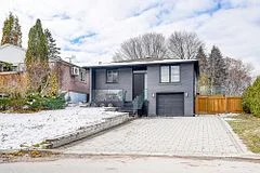 332 Dixon Boulevard, Newmarket, ON L3Y 4V6