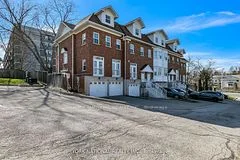 12 Loring Doolittle Court 12, Aurora, ON L4G 7Y8