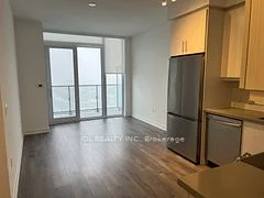 95 Oneida Crescent 1901, Richmond Hill, ON L4B 0H5