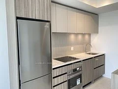 Condo Apartment in Vaughan