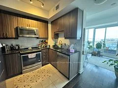 9205 Yonge Street 404, Richmond Hill, On L4c 1h7