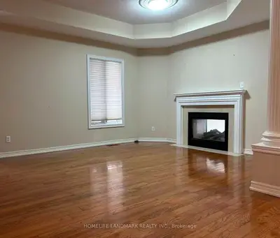 Detached in Richmond Hill