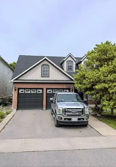 Detached in King