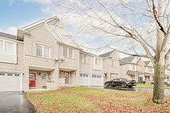 84 Hartford Crescent, Newmarket, ON L3X 2Z5