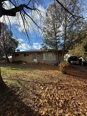 548 Simcoe Road, Bradford West Gwillimbury, ON L3Z 4A9