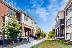 31 Thomas Armstrong Lane, Richmond Hill, ON L4C 5S6