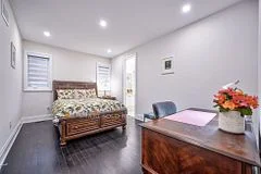 133 HILLSVIEW Drive Room E, Richmond Hill, ON L4C 2R4