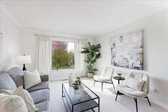 153 Stickwood Court, Newmarket, ON L3Y 5V2