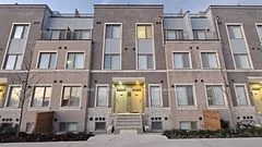 Condo Townhouse in Vaughan