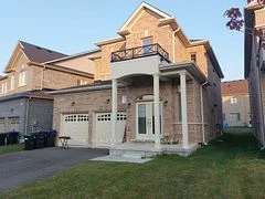 33 Mac Campbell BSMT Way, Bradford West Gwillimbury, ON L3Z 4M7