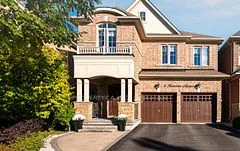 8 Homerton Avenue, Richmond Hill, ON L4E 0V9