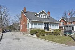 14988 Yonge Street, Aurora, On L4g 1m6