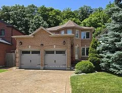 86 Larratt Lane, Richmond Hill, On L4c 0e2