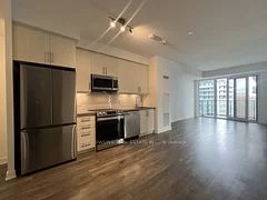 Condo Apartment in Richmond Hill