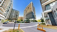 75 Oneida Crescent Ph02, Richmond Hill, ON L4B 0H3