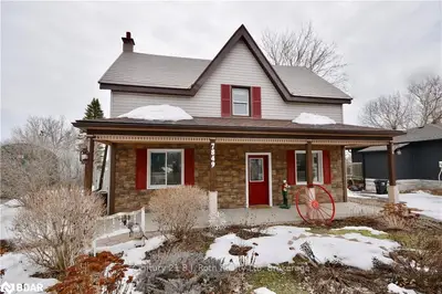 7849 Yonge Street, Innisfil, ON L9S 1K8