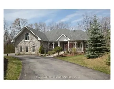 30 CASSELLS Drive, Bradford West Gwillimbury, ON L0G 1A0