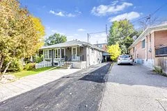 228 Penn Avenue S Basement, Newmarket, ON L3Y 2S5