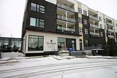 555 William Graham Drive 225, Aurora, ON L4G 7C4