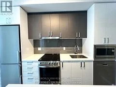 50 Upper Mall Way Road B-527, Vaughan, On L4j 0j2