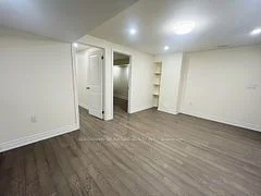 1300 Blencowe Cres (Bsmt) Crescent, Newmarket, ON L3X 0C4
