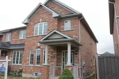 11894 Tenth Line, Whitchurch-stouffville, On L4a 1h9